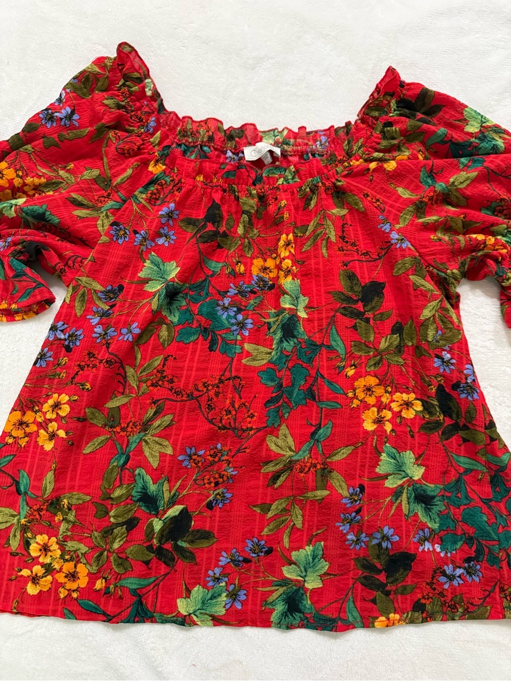 Chenault Womens Top Sz Large Red Floral Print Short Sleeves Large D81